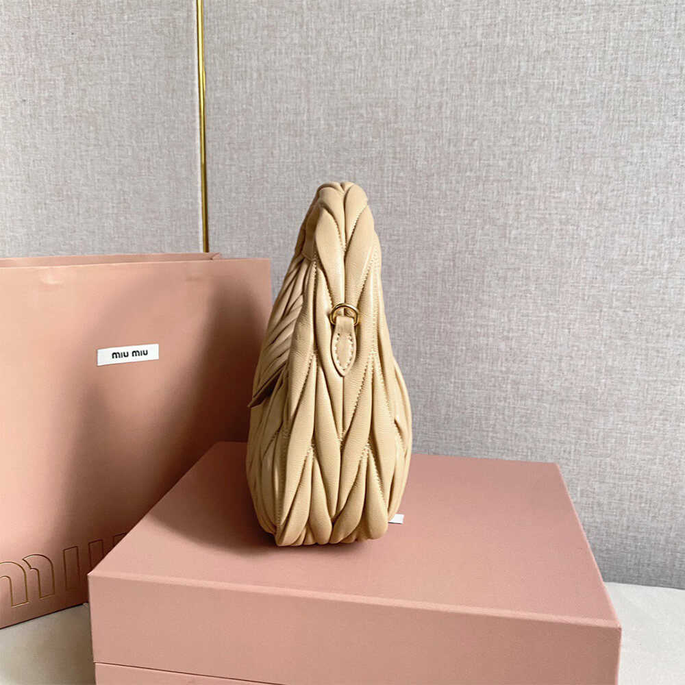 Small Wander matelasse nappa leather hobo bag(HIGH-END GRADE)