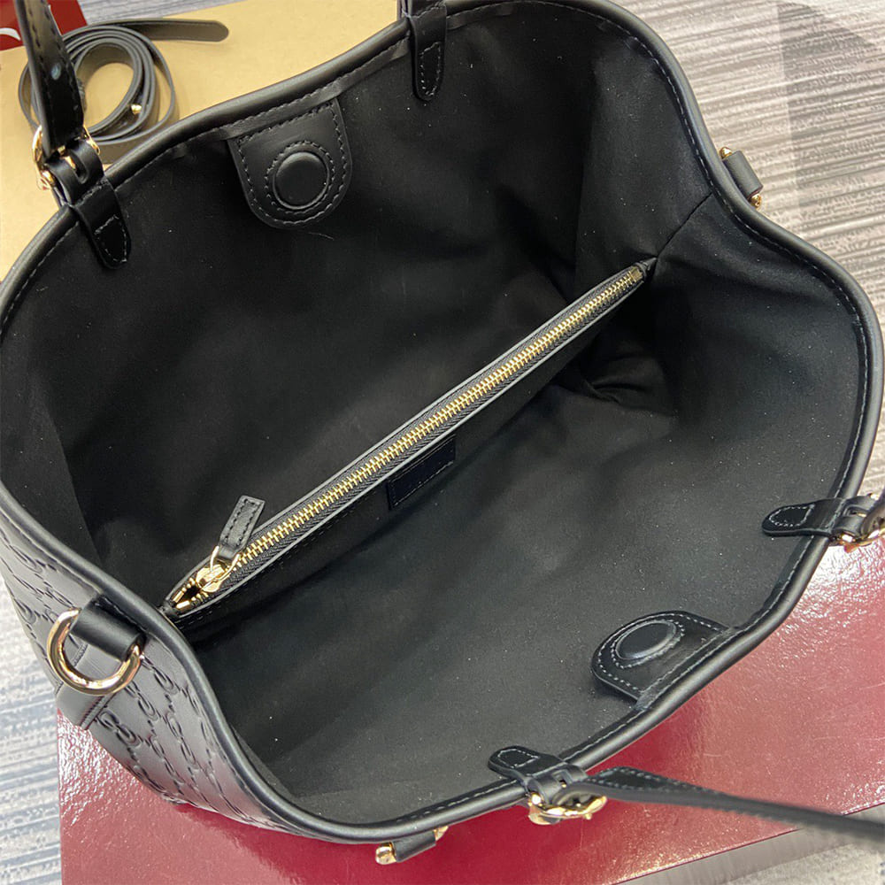 GG Emblem medium tote bag