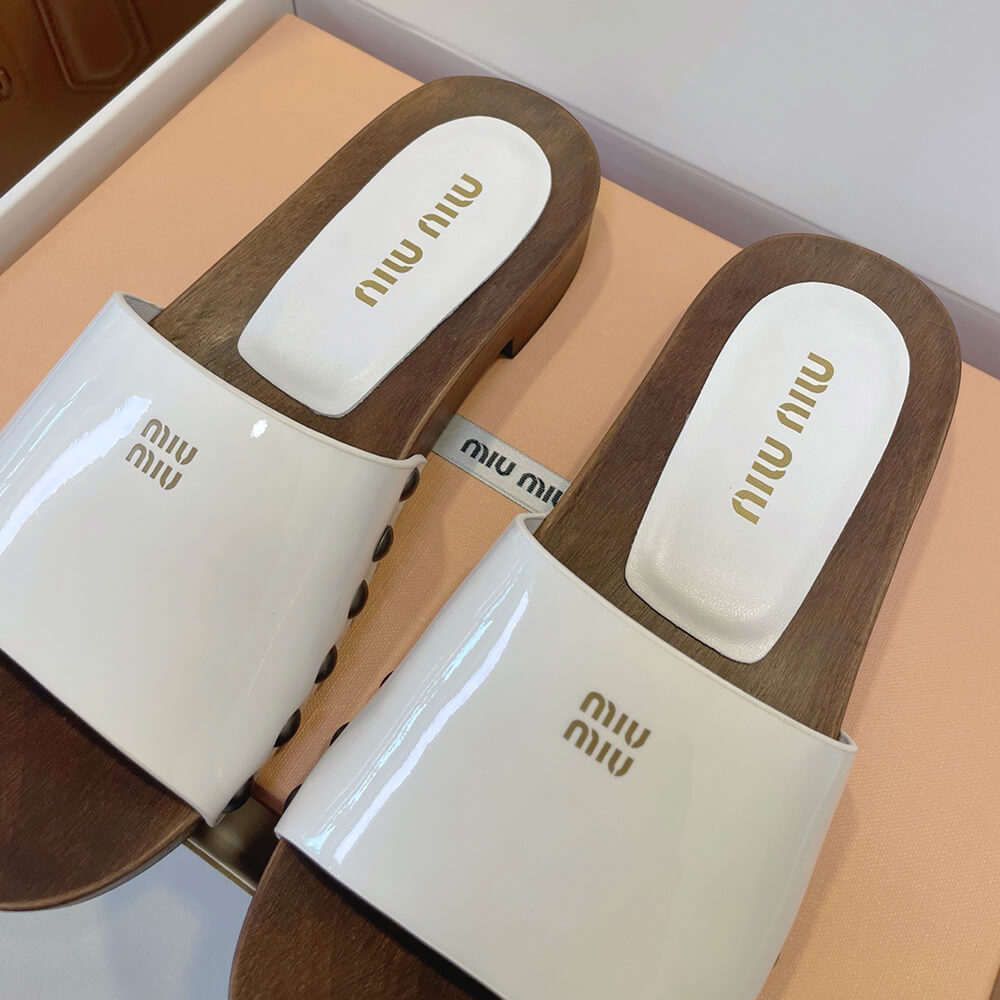 MiuMiu Patent leather clogs