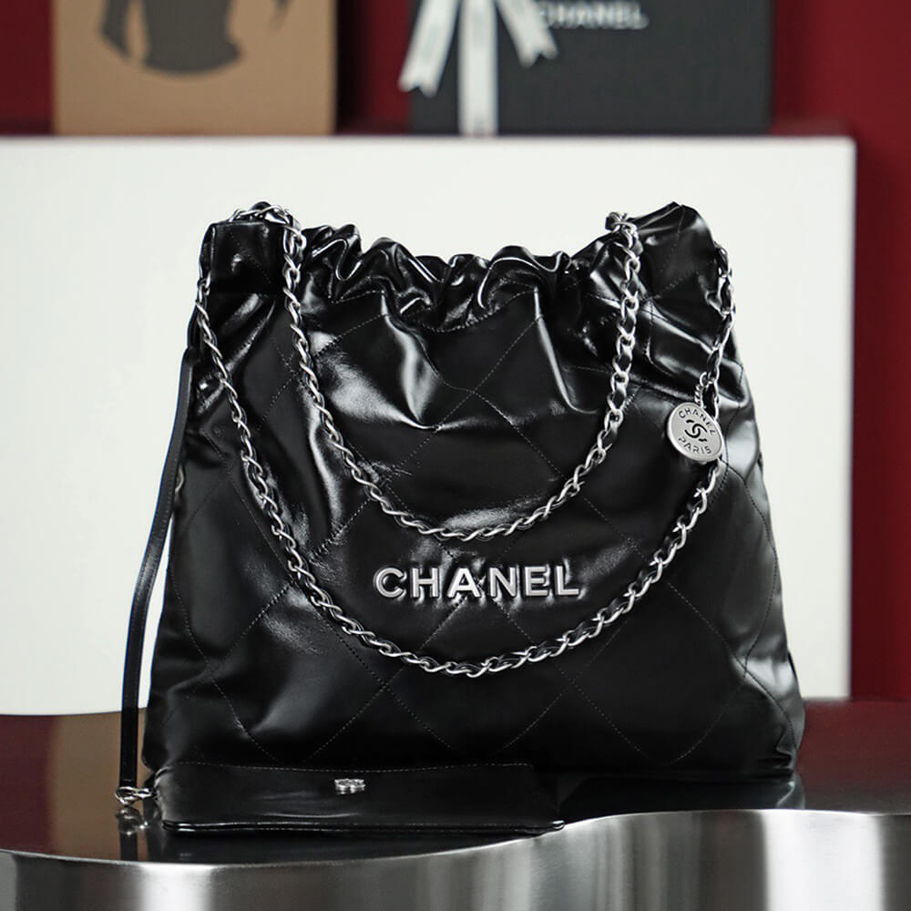 CHANEL 22 HANDBAG(tax-free grade)