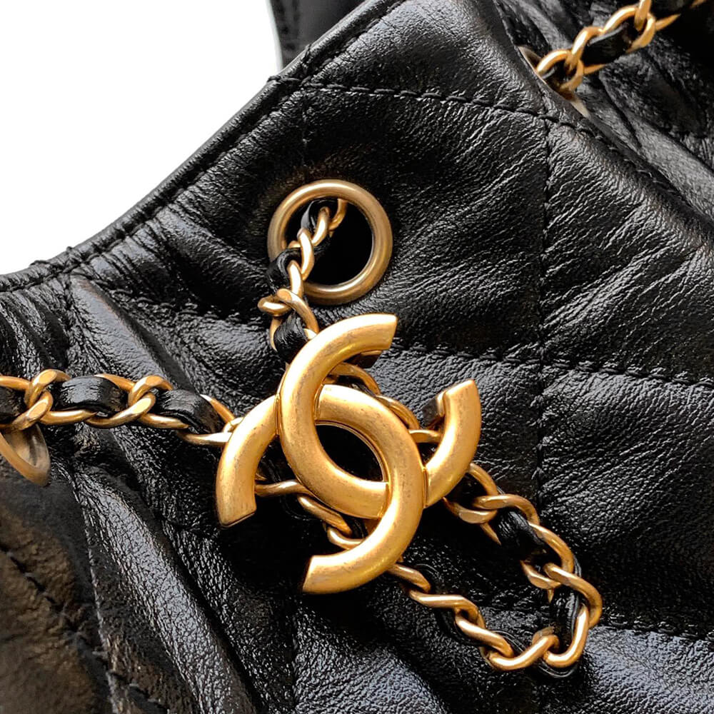 CHANEL 25 Small Handbag(high-end grade)